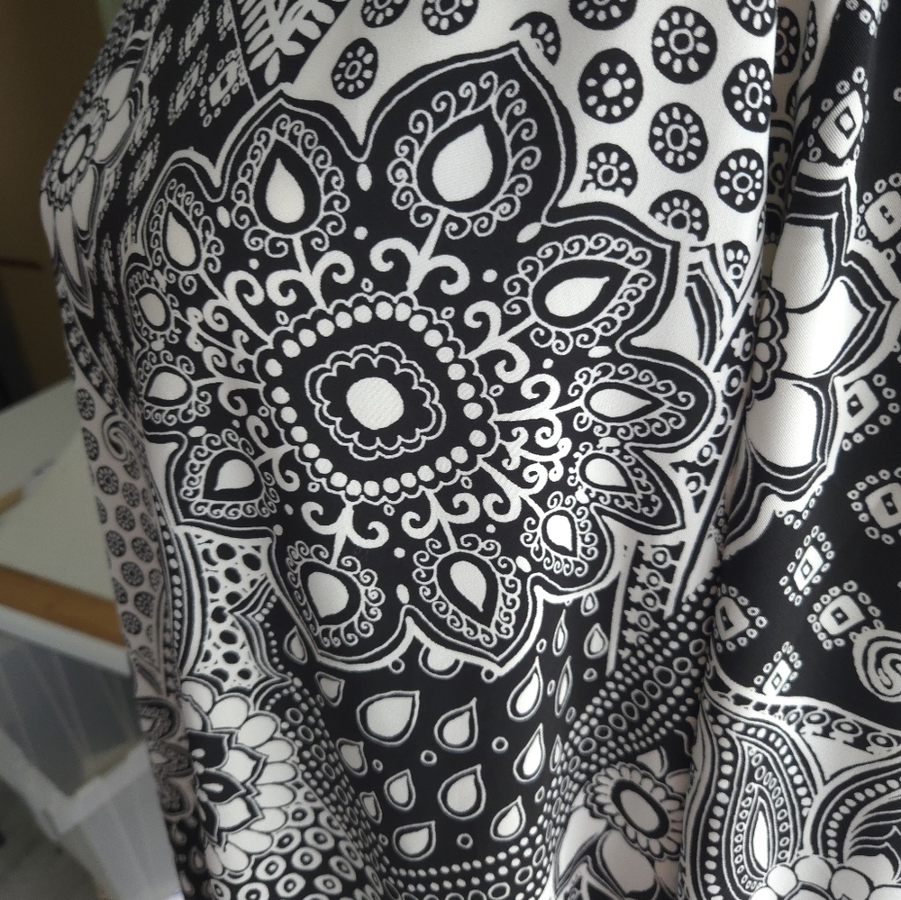 LOFT Black and White Patterned Midi Dress - Picture 4 of 12